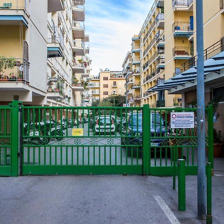 Casa Azzurra Sorrento Daire Dış mekan fotoğraf
