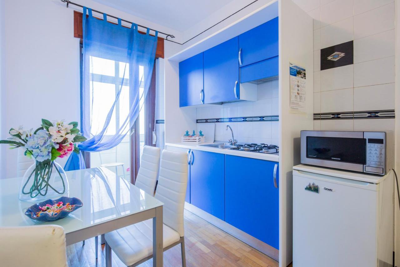 Casa Azzurra Sorrento Daire Dış mekan fotoğraf